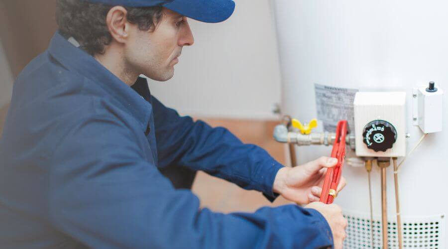 Professional industrial roofing company in Mart, TX
